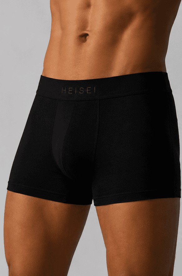 Model wearing HEISEI Sumi Black